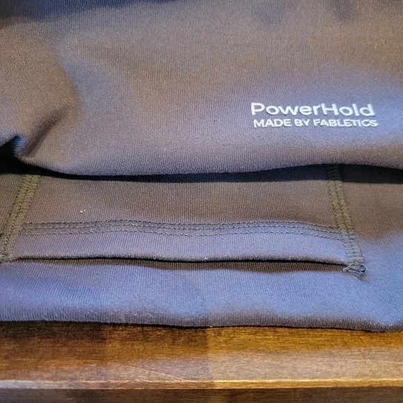 Fabletics bike shorts - Picture 4 of 7